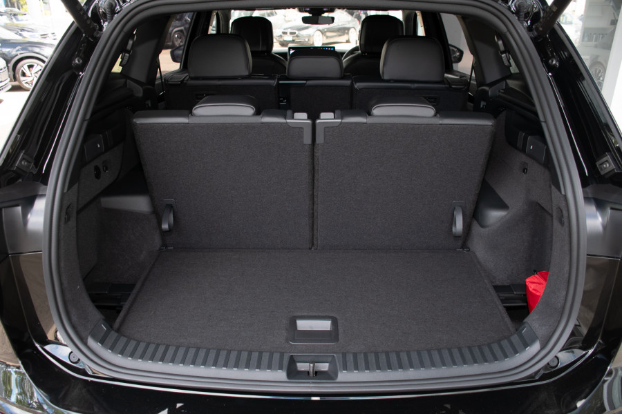 2025 MY26 Volkswagen Tayron R4 195TSI R-Line SUV Image 22