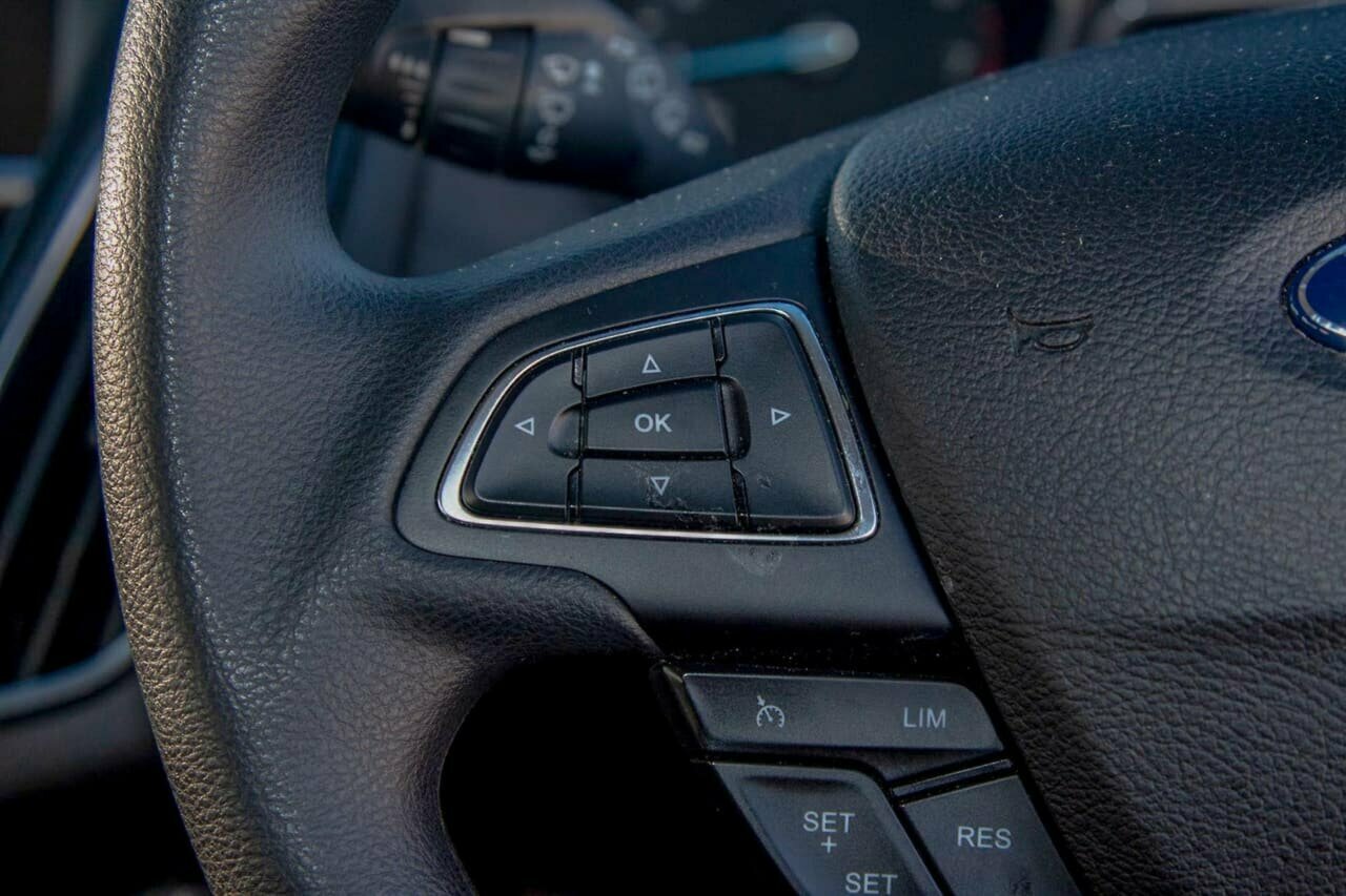 2016 Ford Focus LZ Trend Hatchback Image 12