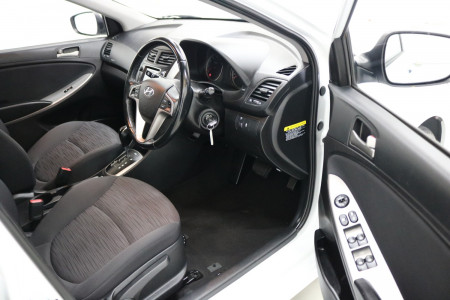 2018 MY19 Hyundai Accent RB6 MY19 SPORT Sedan