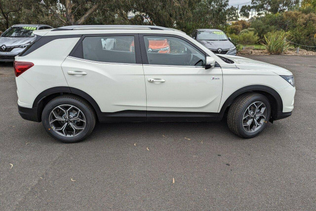 2023 KGM SsangYong Korando C300 ELX SUV Image 11