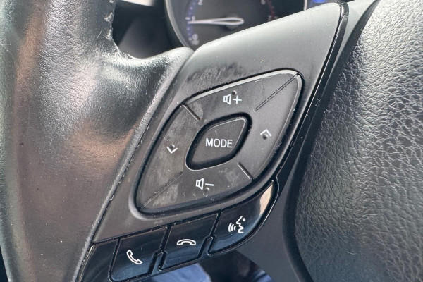 2019 Toyota C-HR NGX10R Koba SUV Image 16