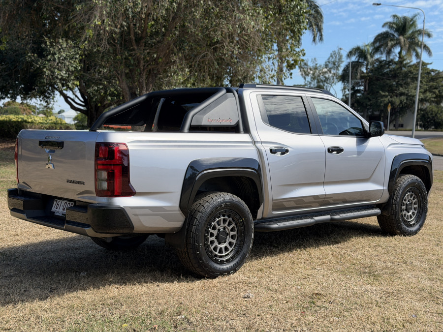 2026 Mitsubishi Triton MV Raider Ute Image 6