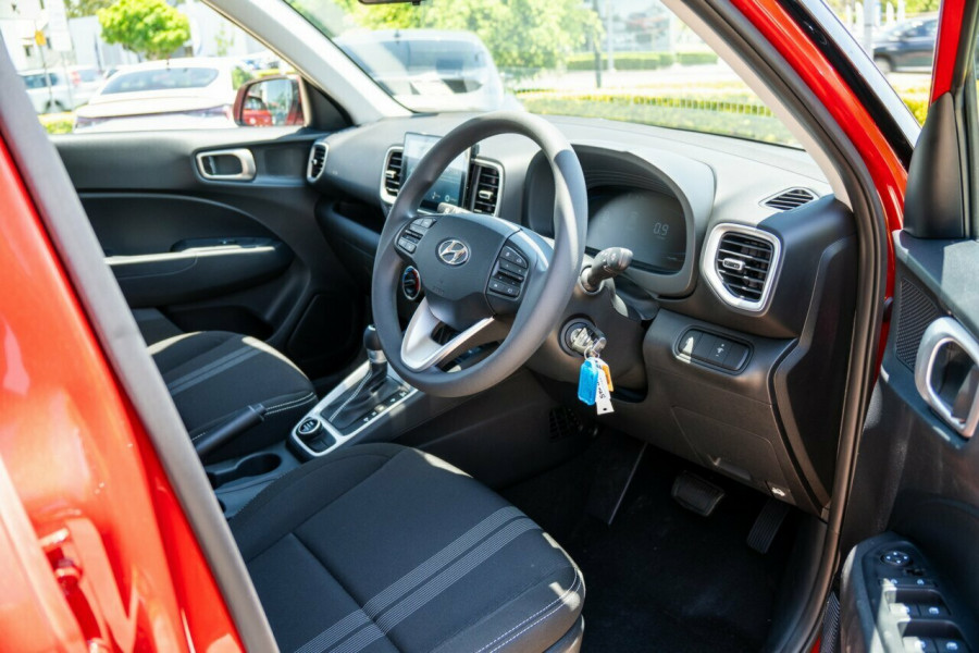 2025 Hyundai Venue QX.V5  SUV Image 15