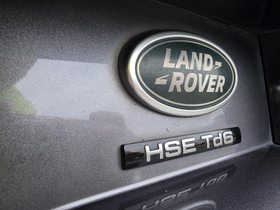 2018 Land Rover Discovery Series 5 HSE Luxury SUV Image 29