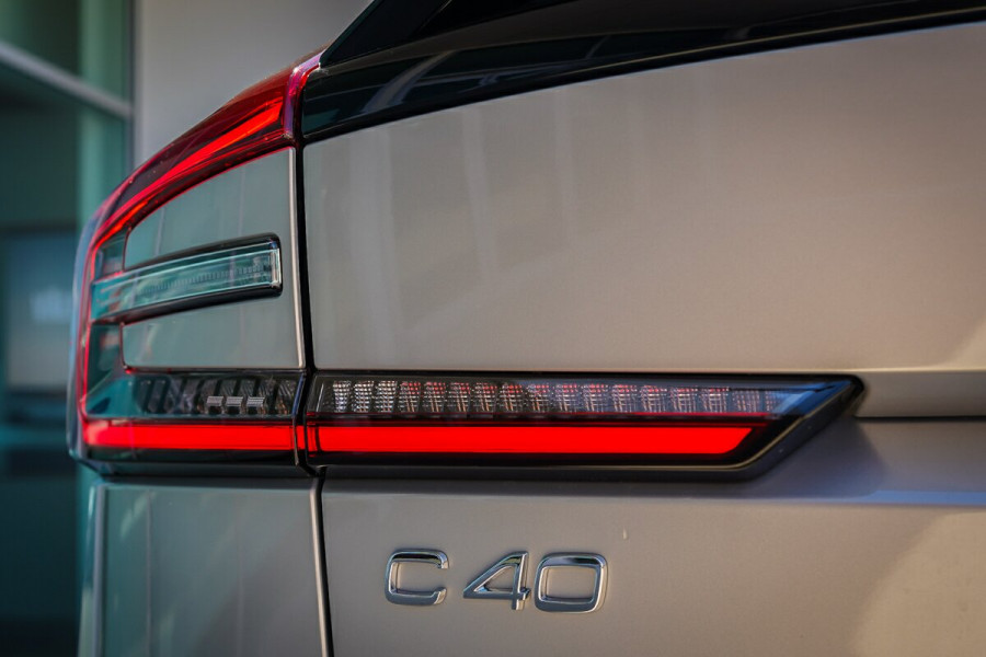 2024 Volvo C40 XK Recharge Pure Electric SUV Image 8
