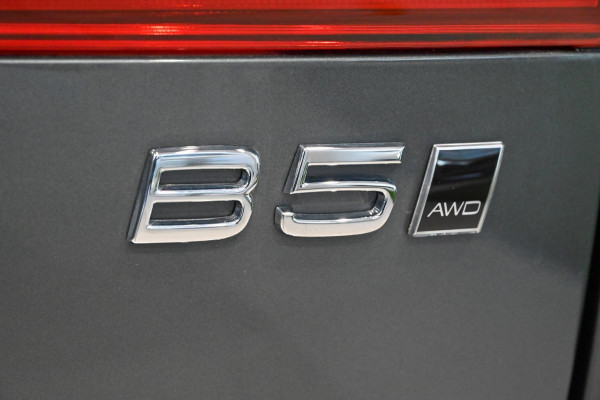2026 Volvo XC60 UZ Plus B5 Bright SUV Image 11