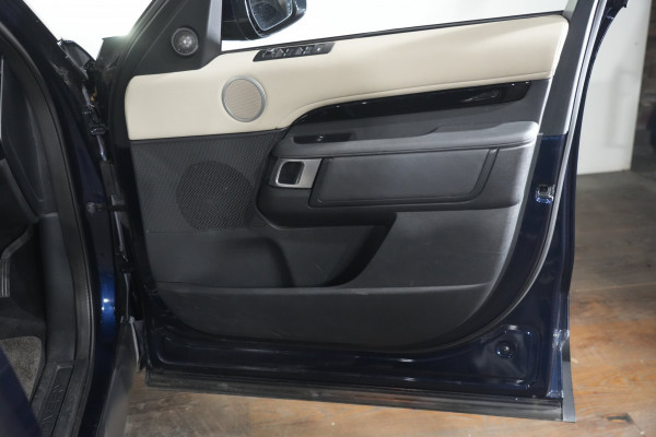 2020 Land Rover Discovery Series 5 Sd6 SE SUV Image 23