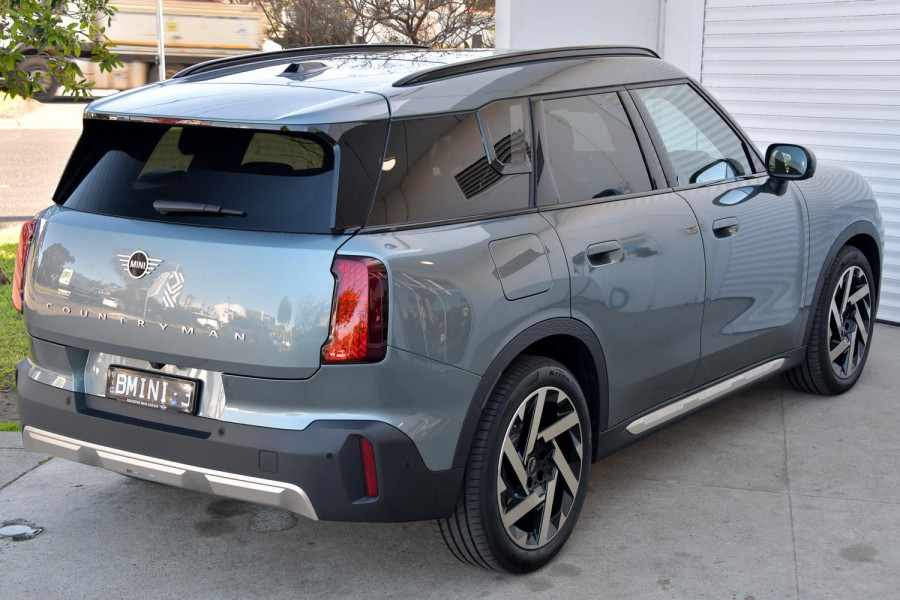2026 MINI Countryman U25 E Favoured SUV
