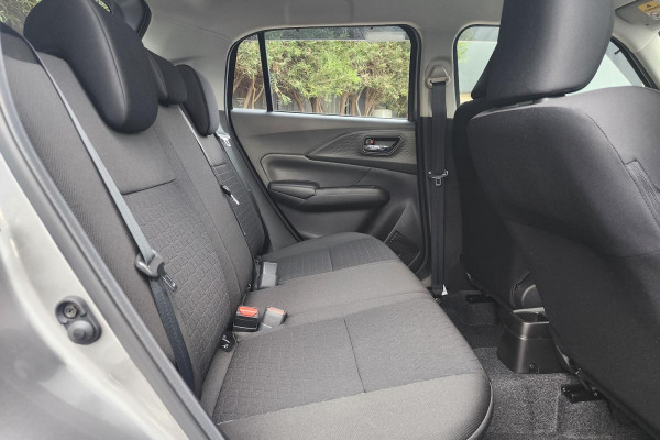 2026 Suzuki Swift UZ Hybrid Hatch Image 18