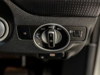 2015 MY06 Mercedes-Benz A-class W176  A180 Hatchback