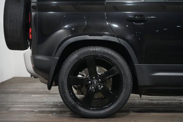 2022 Land Rover Defender L663 110 D300 SE SUV Image 6