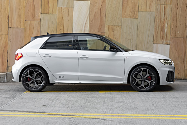 2026 MY25 Audi A1 GB 40 TFSI S line Hatch image 3