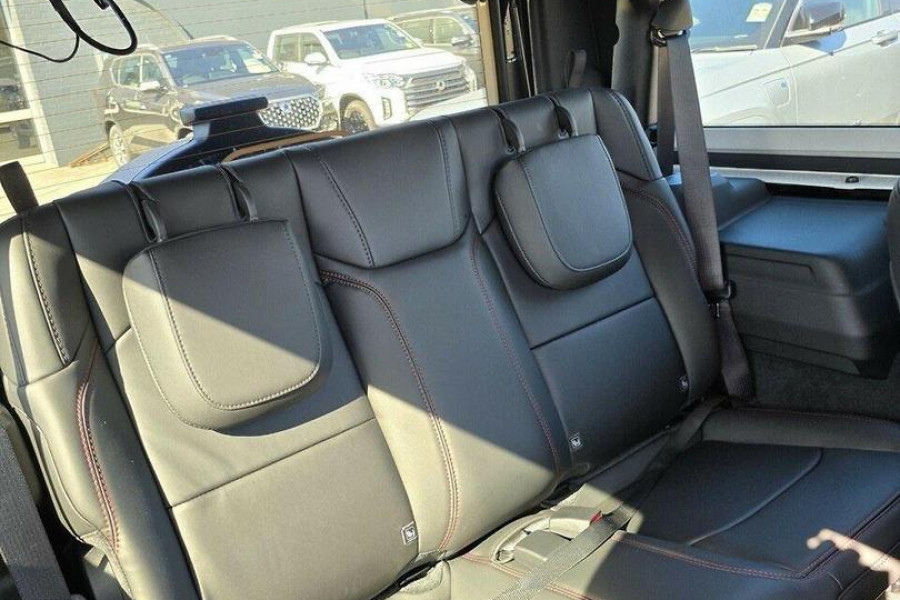 2024 Jeep Wrangler JL Unlimited Rubicon SUV Image 10