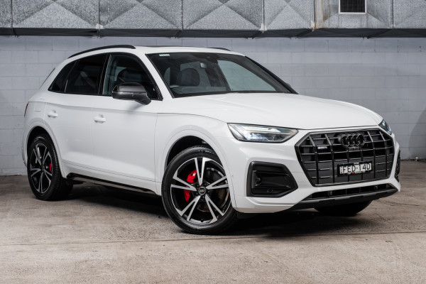 Audi Q5 40 TDI Dynamic Black FY
