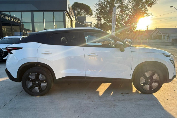 2026 Chery E5  Ultimate SUV Image 6