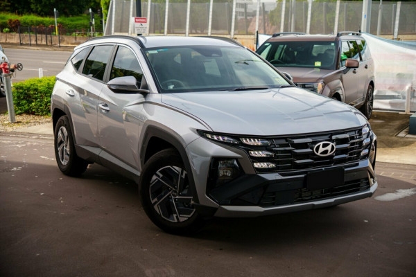 2026 Hyundai Tucson hybrid NX4.V4 BASE MODEL SUV Image 1