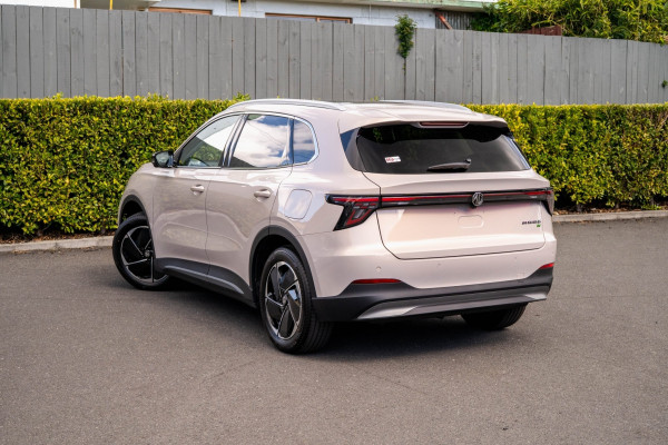 2026 MG MGS5 EV Essence 49 SUV Image 3