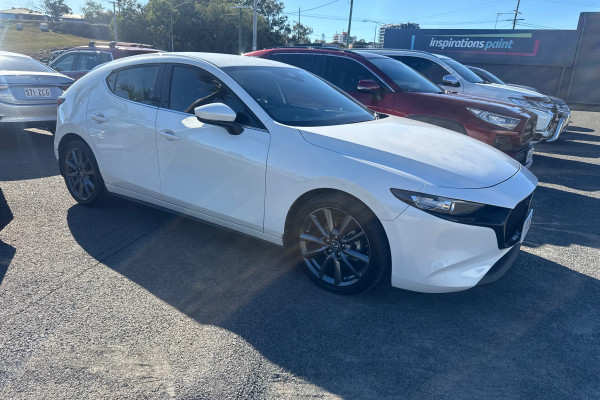 2019 Mazda 3 BP Series G20 Touring Hatch Image 2