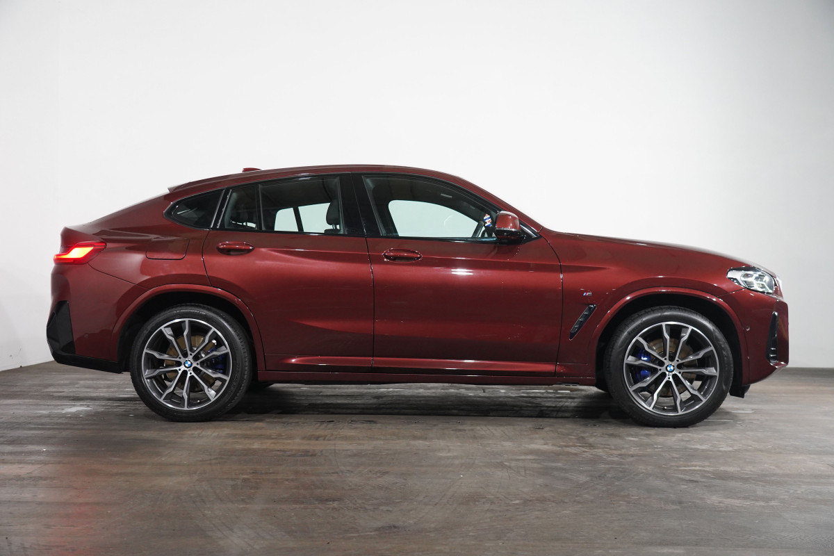 2022 BMW X4 Xdrive30i M Sport Coupe Image 4