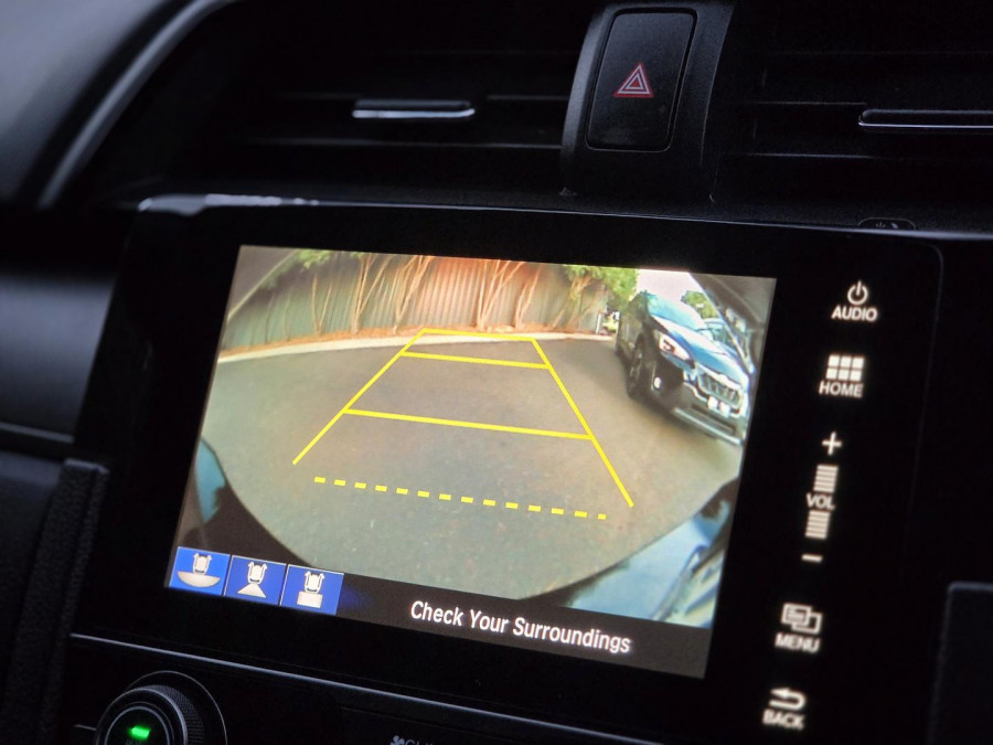 2019 MY18 Honda Civic 10th Gen VTi-LX Hatch Image 17