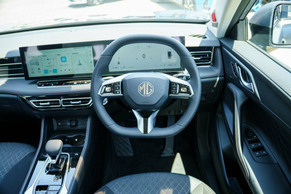 2025 MG HS AS33P Super Hybrid Excite SUV Image 10