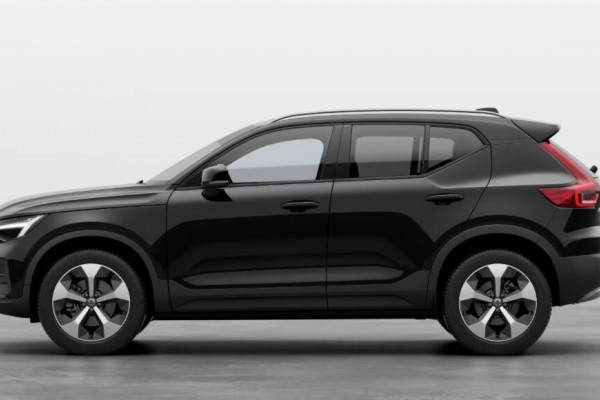 2025 Volvo XC40 XZ Plus B4 SUV Image 3