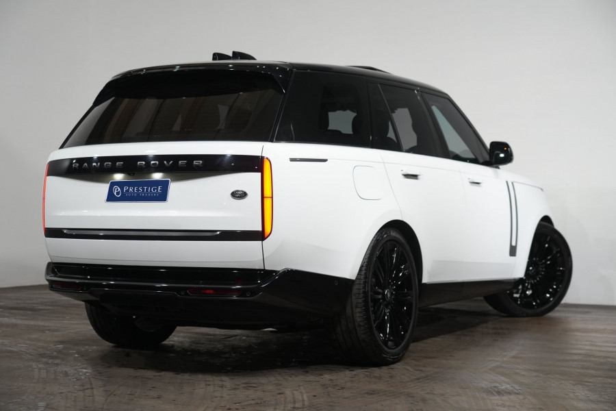 2022 Land Rover Range Rover D350 HSE SUV Image 7