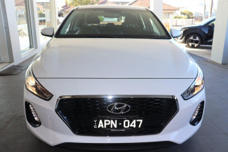 2017 MY18 Hyundai i30 PD Active Hatch