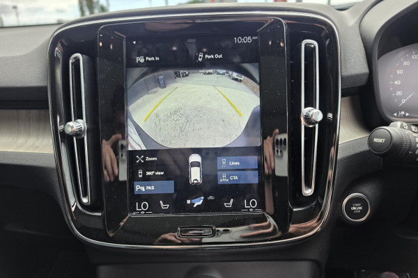 2018 MY19 Volvo XC40 XZ T4 Inscription SUV Image 16