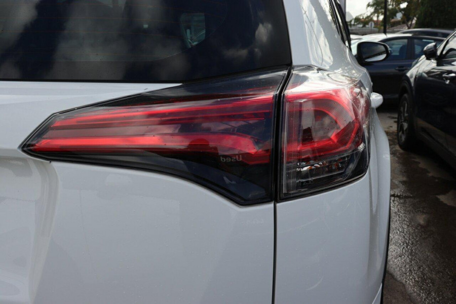 2018 Toyota RAV4 ZSA42R GX SUV Image 8