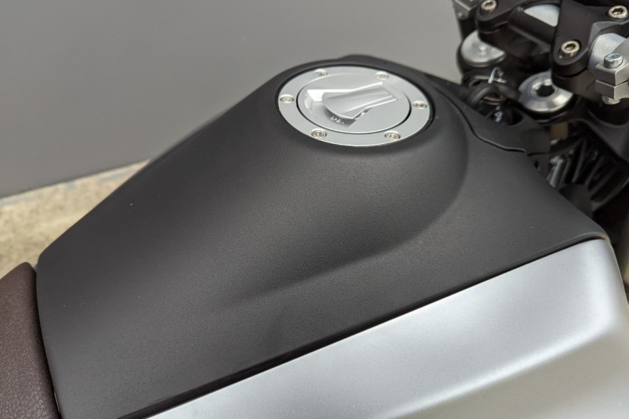 2021 Moto Guzzi V85 V85 TT Centenario Image 22