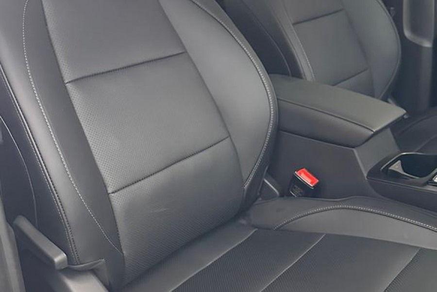2024 MY24.5 MG ZS ZS32 Essence Hybrid+ SUV Image 10