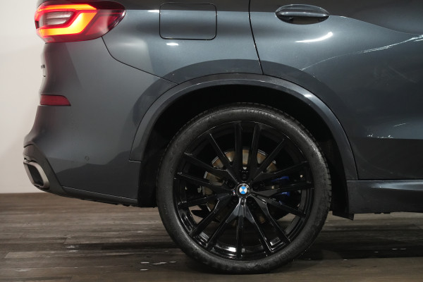 2022 BMW X5 xDrive30d SUV Image 6