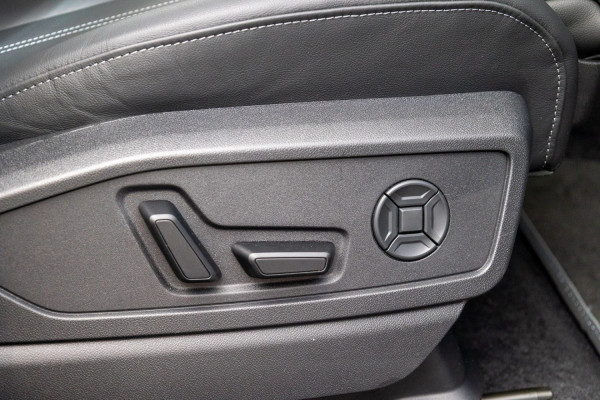 2025 Audi Q5 GU TDI 150kW Sport SUV image 15