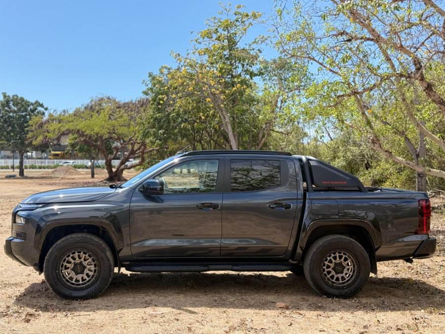 2026 Mitsubishi Triton MV Raider Ute Image 5