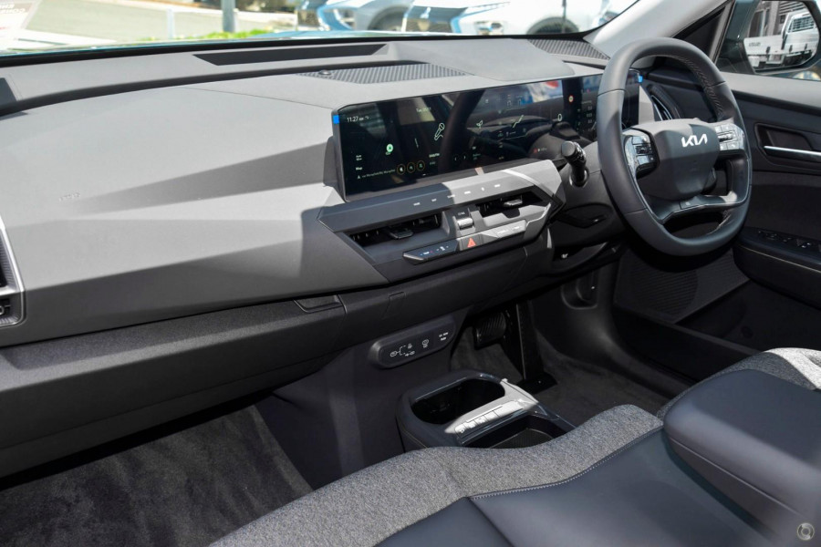 2025 Kia EV5 OVc Air Long Range SUV Image 14