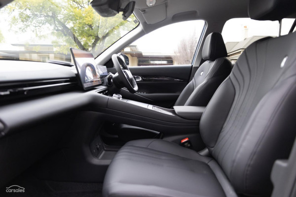 2026 MY27 Geely Starray EM-i P145 Complete SUV image 19