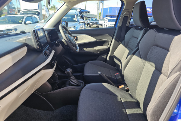 2025 Suzuki Swift UZ Hybrid Plus Hatch Image 23