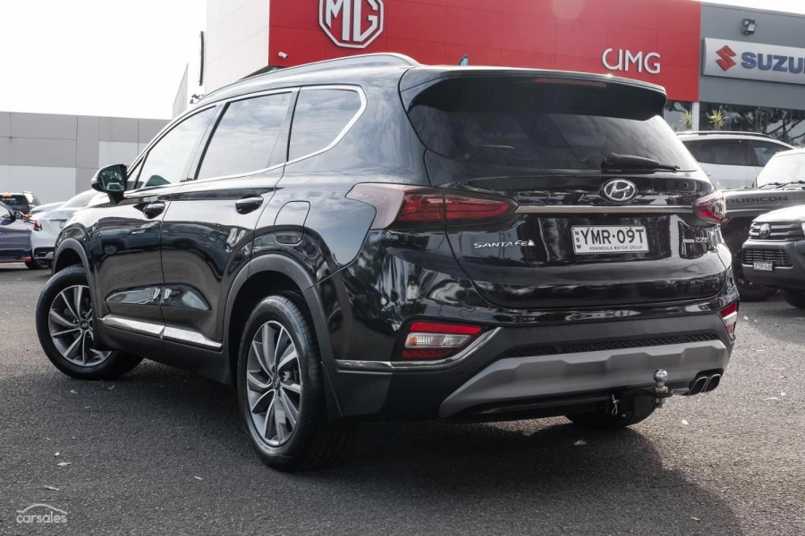 2018 MY19 Hyundai Santa Fe TM Elite SUV Image 2