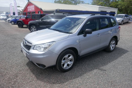 Subaru Forester 2.0i S4