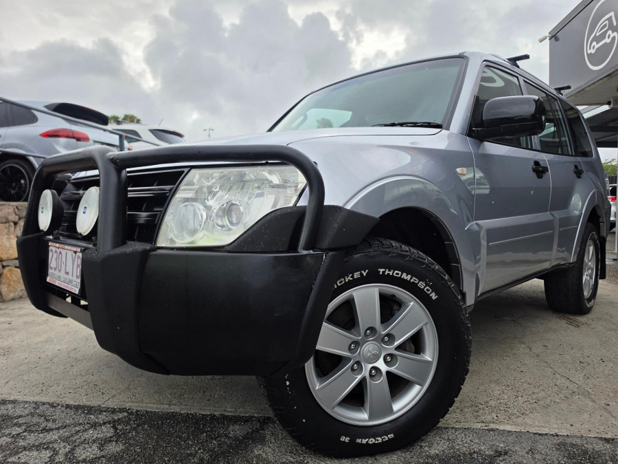 2008 Mitsubishi Pajero NS GLX SUV Image 2