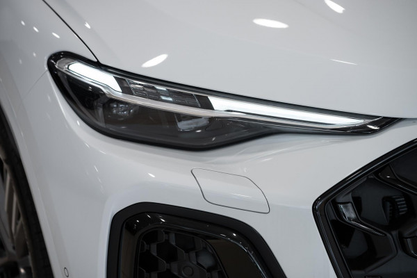 2026 Audi Q5 e-hybrid 270kW SUV image 3