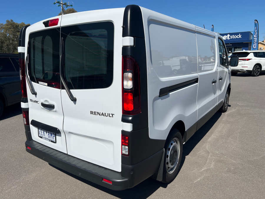 2025 Renault Trafic X82 Pro Van Image 6