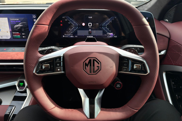 2025 MG MG7  Essence Sedan Image 12