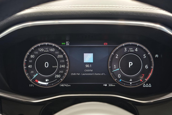 2021 MY21.25 Jaguar F-PACE X761 R-Dynamic SE SUV Image 39