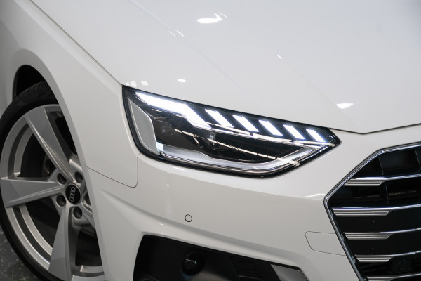 2021 Audi A4 35 TFSI Sedan Image 2