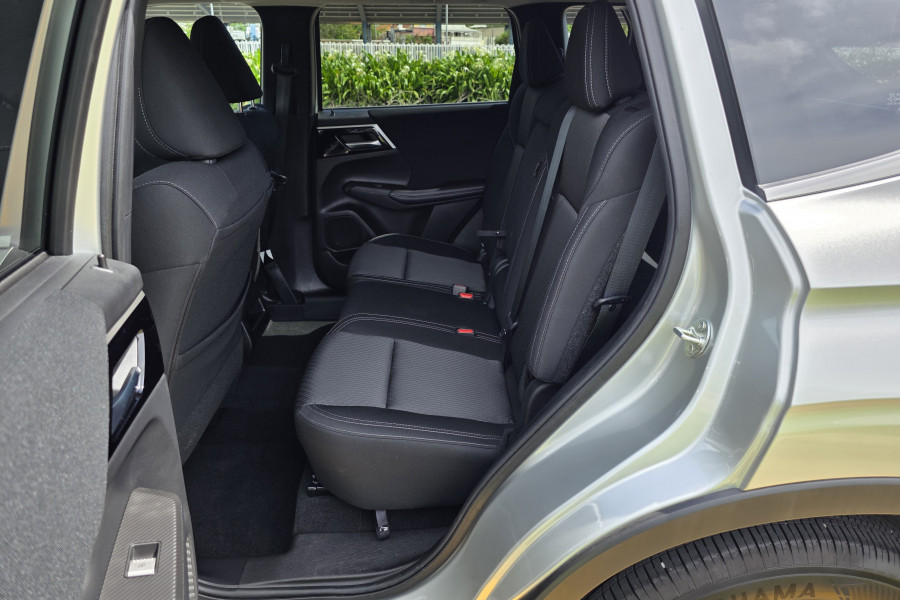 2023 MY24 Mitsubishi Outlander ZM LS SUV Image 10