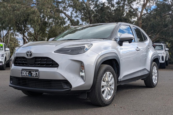 2024 Toyota Yaris Cross MXPJ10R GX SUV Image 3