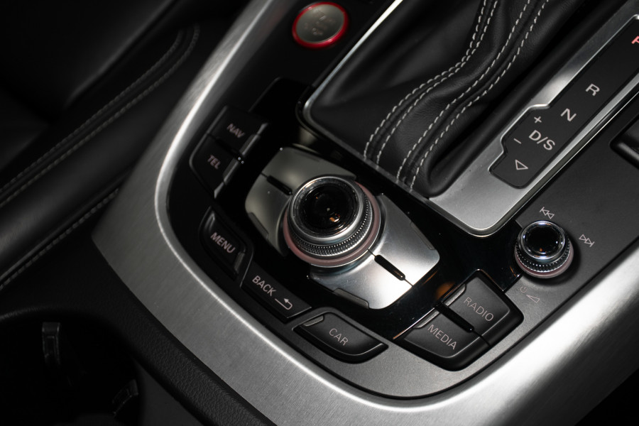 2015 Audi SQ5 TDI SUV Image 22