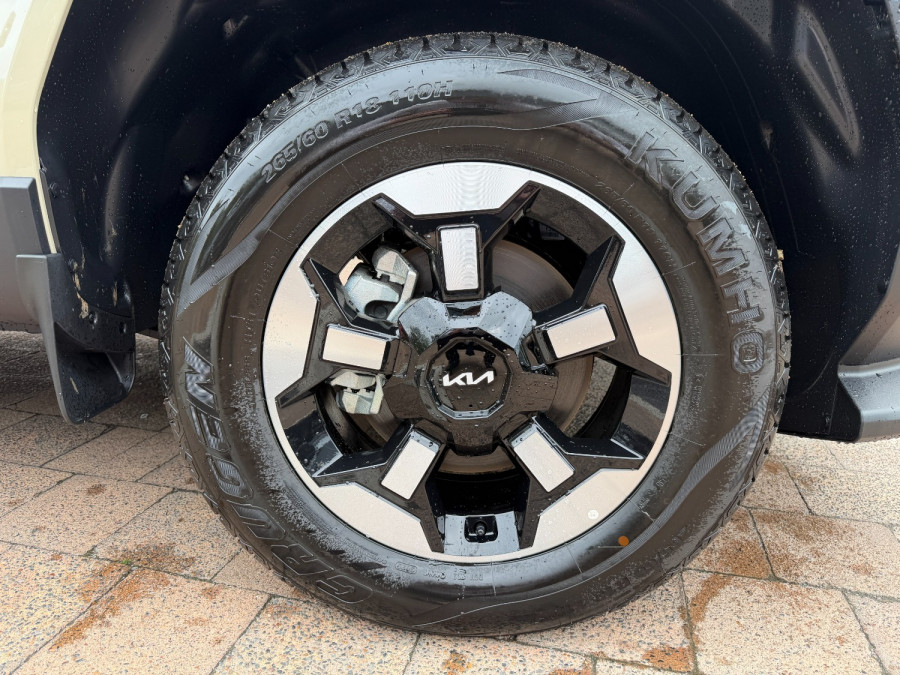 2025 MY26 Kia Tasman TK SX+ Ute Image 25